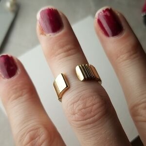 Gold Tone Vitaly Ring